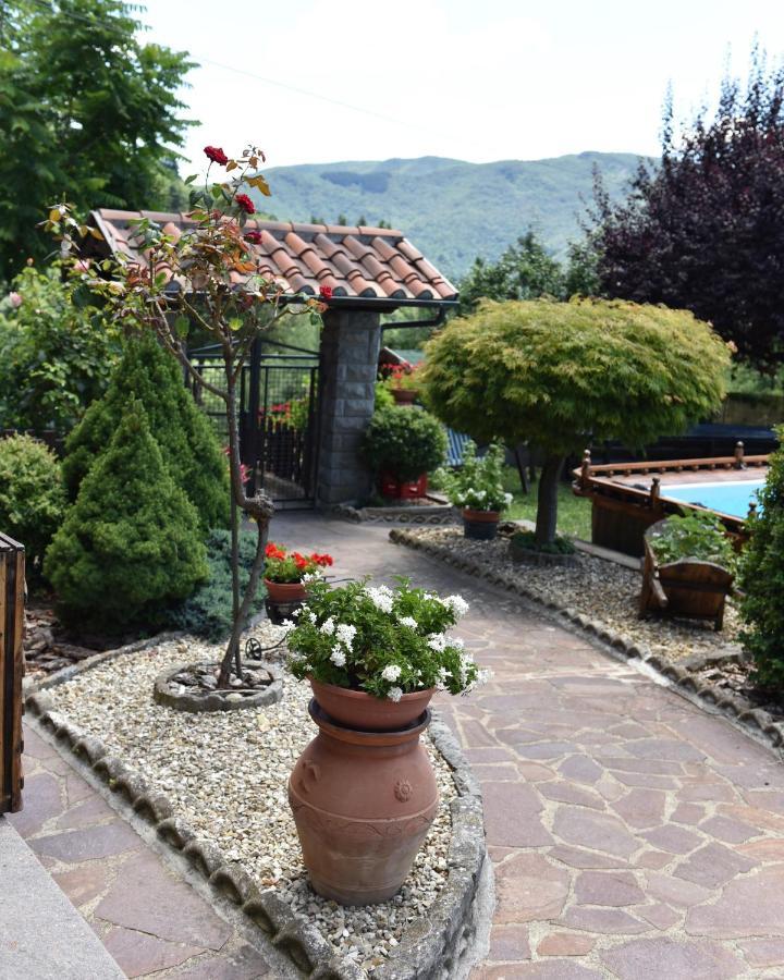Baita La Stradella Serravalle  外观 照片